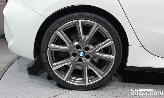 BMW 1 серия 2023 2.0 автомат (гидро), миниатюра 5