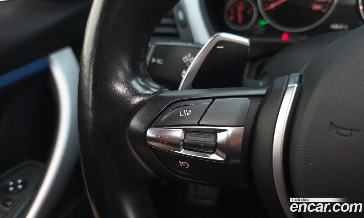 BMW 3 серия 2017 2.0 автомат (гидро), фото 19