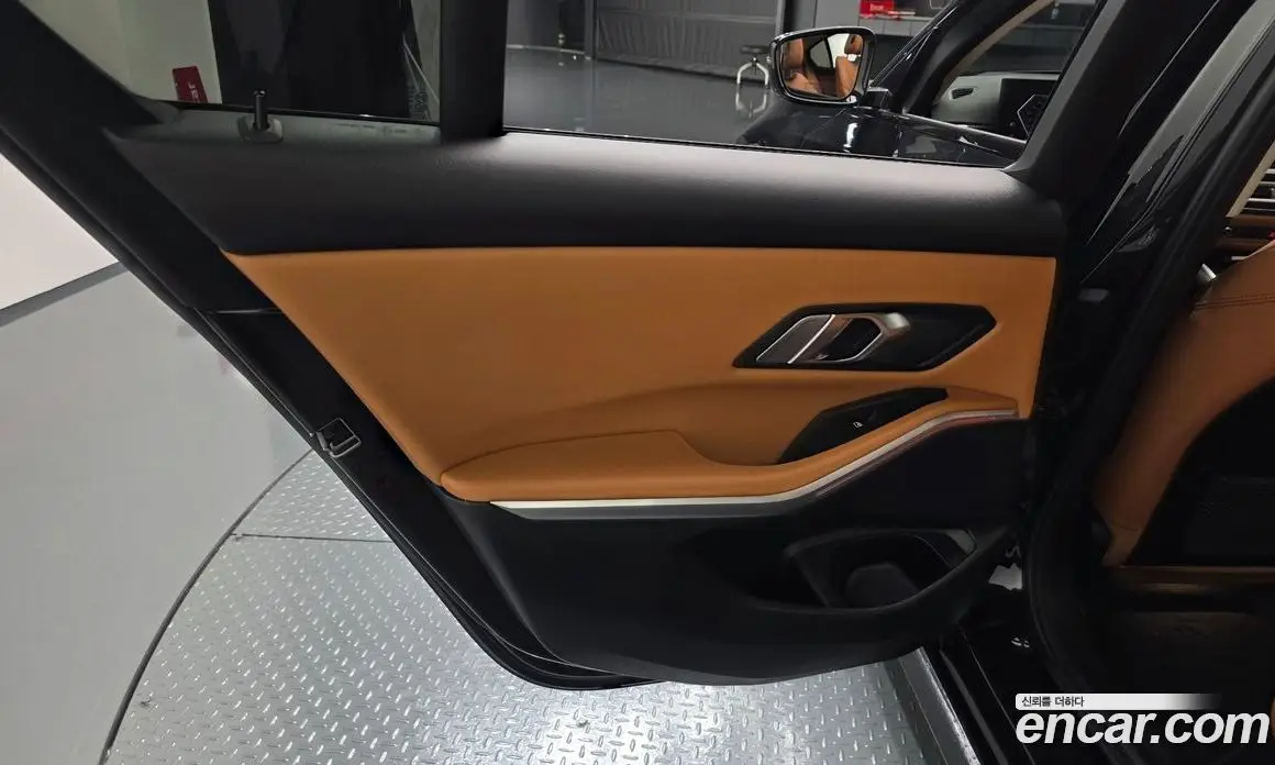 BMW 3 серия 2023 2.0 автомат (гидро), фото 15