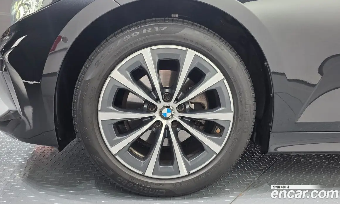 BMW 3 серия 2023 2.0 автомат (гидро), фото 5