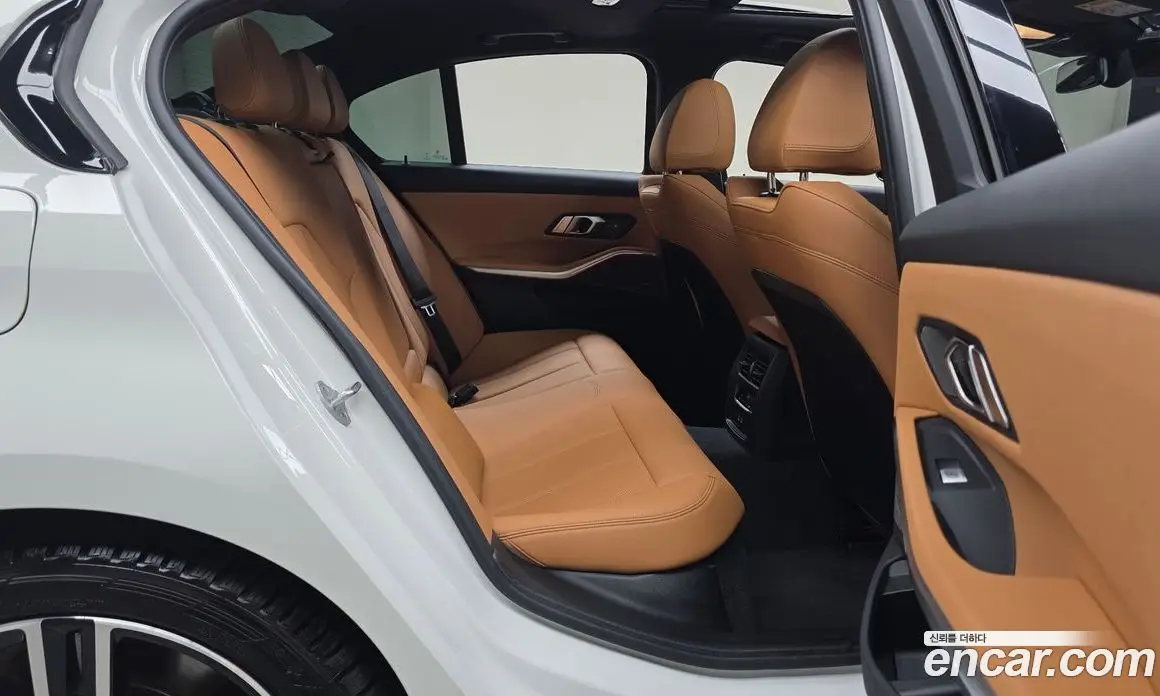 BMW 3 серия 2024 2.0 автомат (гидро), фото 23