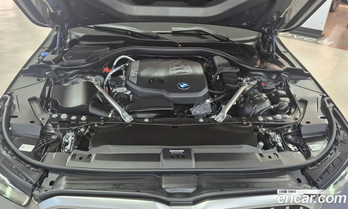 BMW 5 серия 2025 2.0 автомат (гидро), фото 6