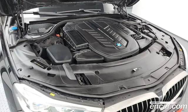 BMW 7 серия 2018 6.6 автомат (гидро), миниатюра 6