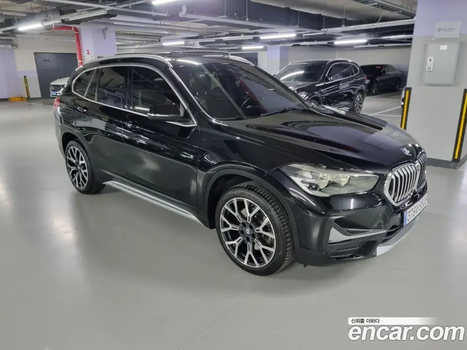 BMW X1 2022 2.0 автомат (гидро), фото 1 BMW X1 2022 2.0 автомат (гидро), фото 1