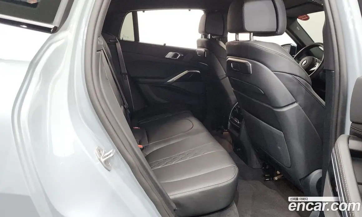 BMW X6 2026 3.0 автомат (гидро), фото 12