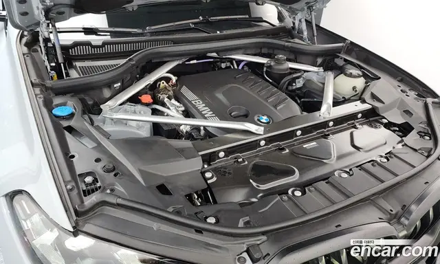 BMW X6 2026 3.0 автомат (гидро), миниатюра 6