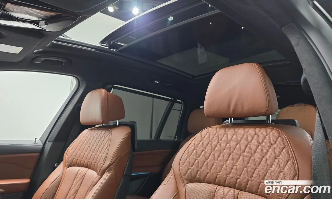 BMW X7 2022 3.0 автомат (гидро), фото 25