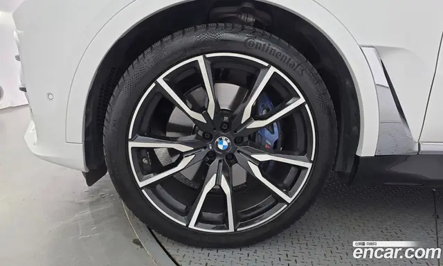 BMW X7 2022 3.0 автомат (гидро), миниатюра 5