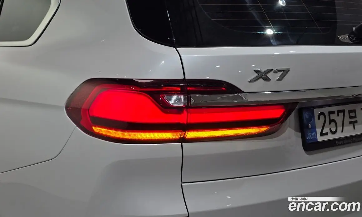 BMW X7 2022 3.0 автомат (гидро), фото 9