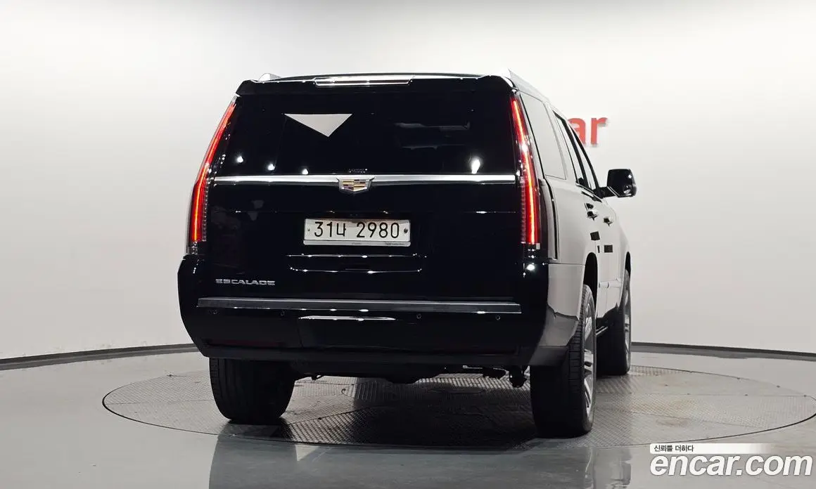 Cadillac Escalade 2019 6.2 автомат (гидро), фото 3