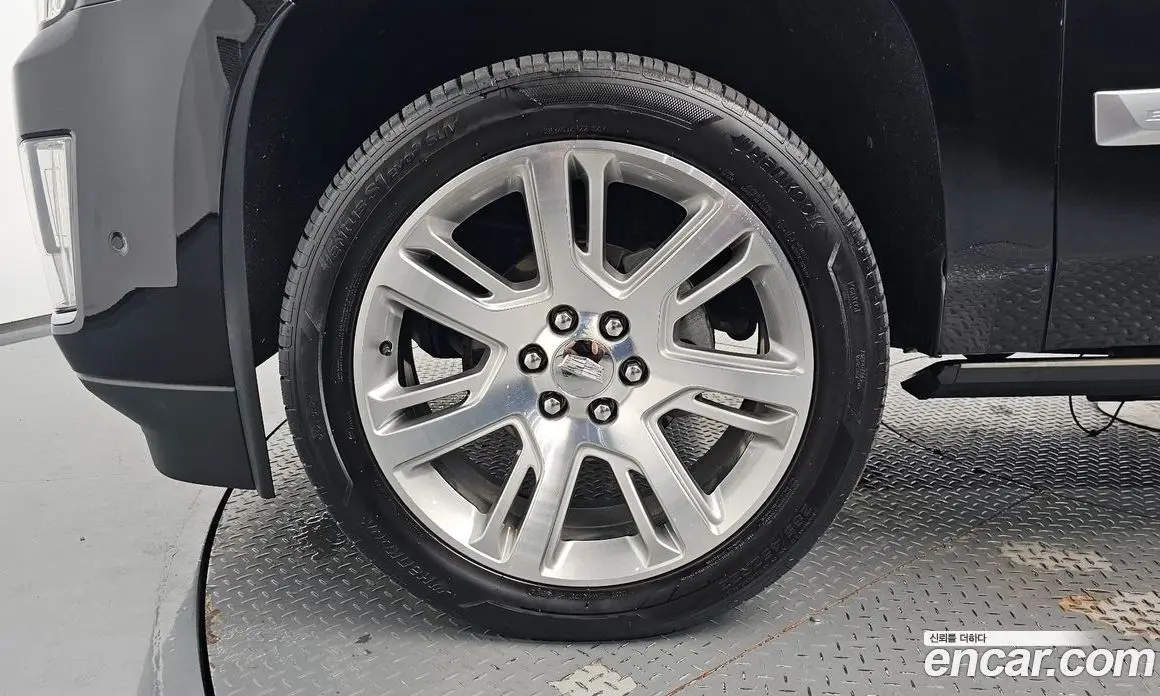 Cadillac Escalade 2019 6.2 автомат (гидро), фото 4