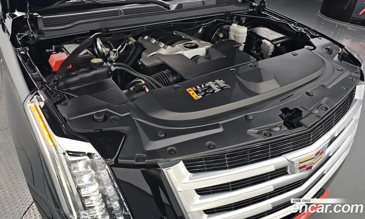 Cadillac Escalade 2019 6.2 автомат (гидро), фото 5