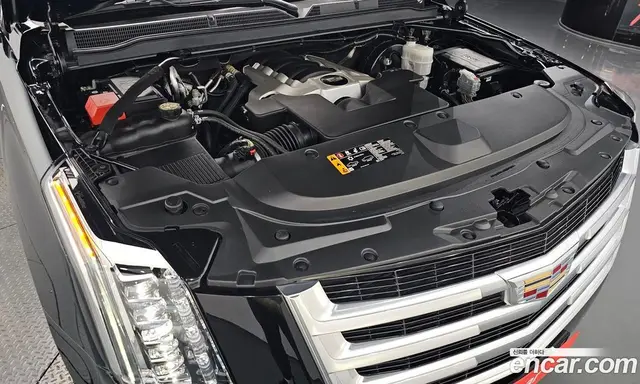 Cadillac Escalade 2019 6.2 автомат (гидро), миниатюра 5