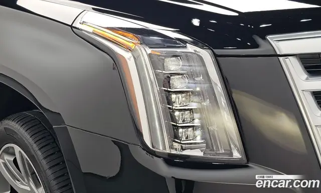 Cadillac Escalade 2019 6.2 автомат (гидро), миниатюра 7