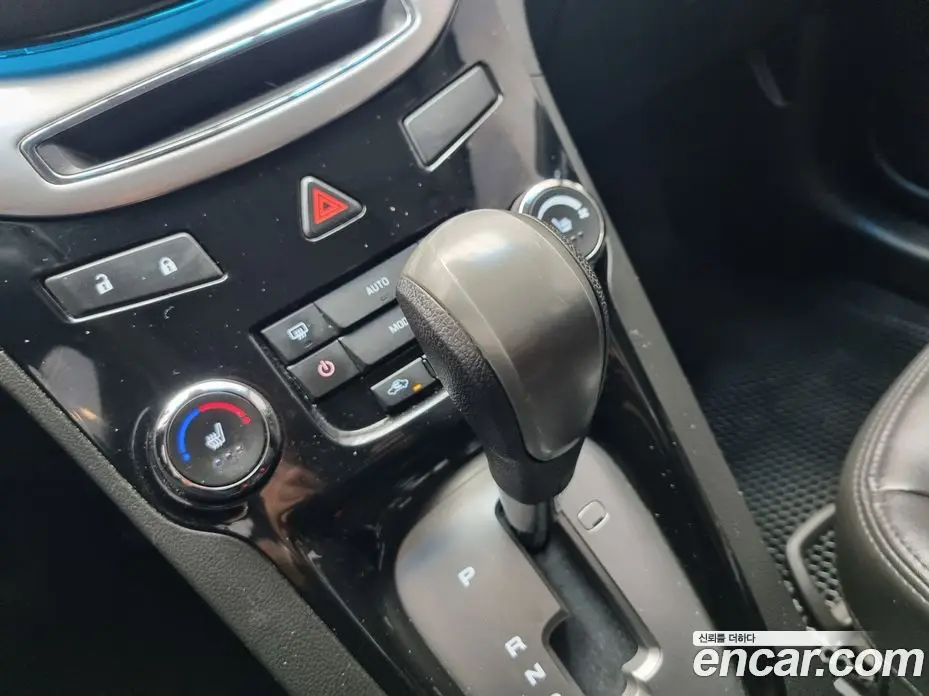 Chevrolet Orlando 2013 2.0 автомат (гидро), фото 9