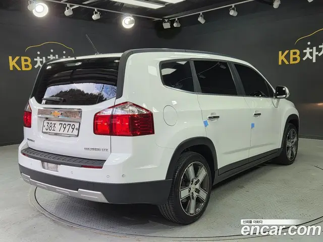 Chevrolet Orlando 2013 2.0 автомат (гидро), миниатюра 5