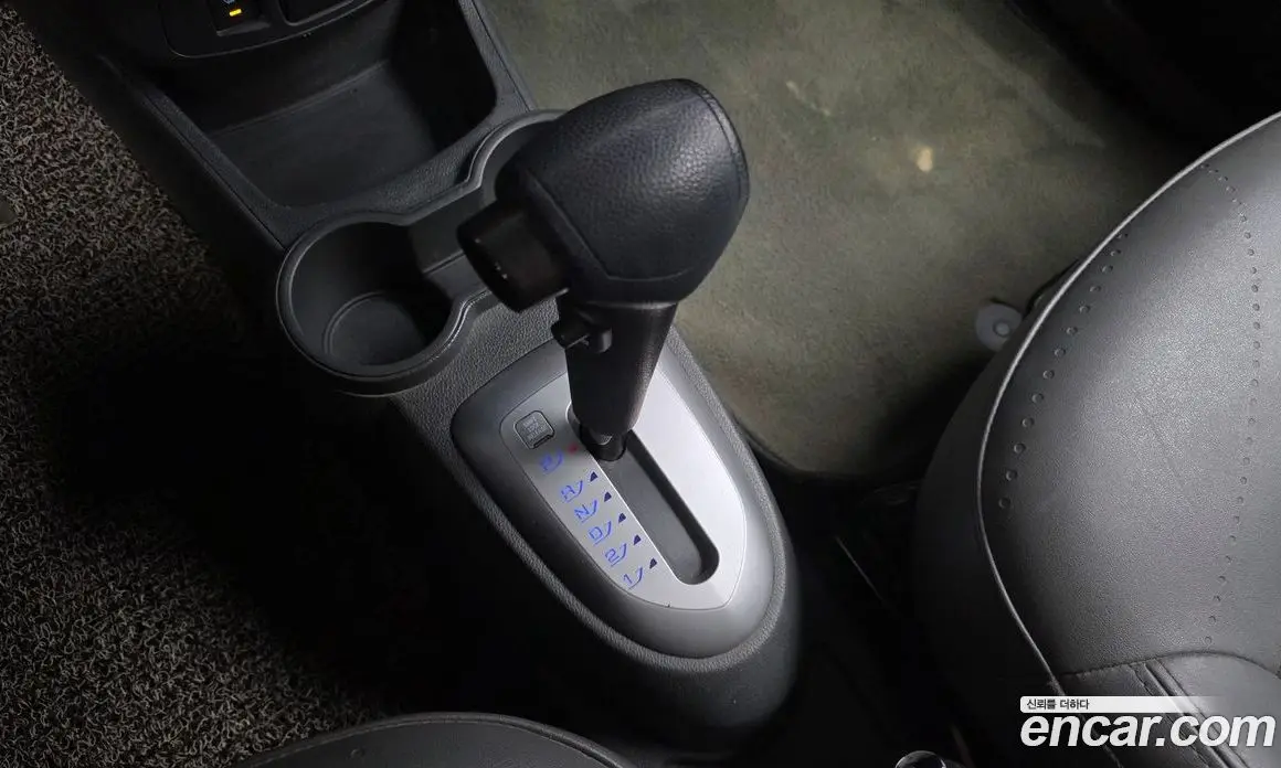 Chevrolet Spark 2014 1.0 автомат (гидро), фото 12