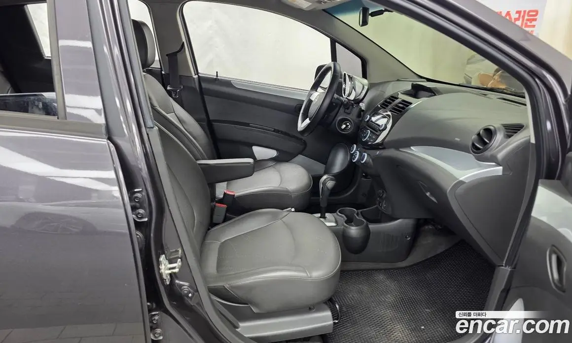 Chevrolet Spark 2014 1.0 автомат (гидро), фото 11