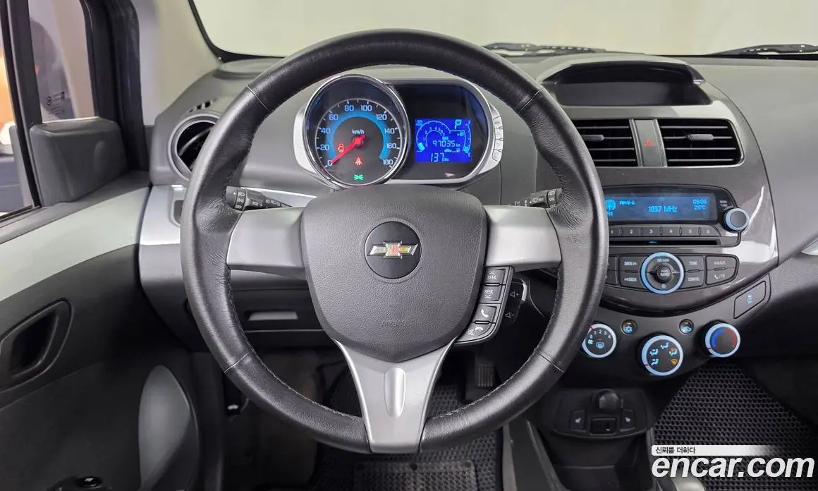 Chevrolet Spark 2014 1.0 автомат (гидро), фото 13