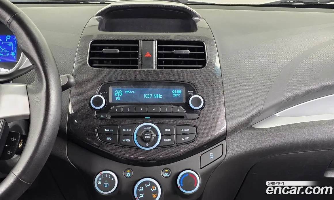 Chevrolet Spark 2014 1.0 автомат (гидро), фото 14