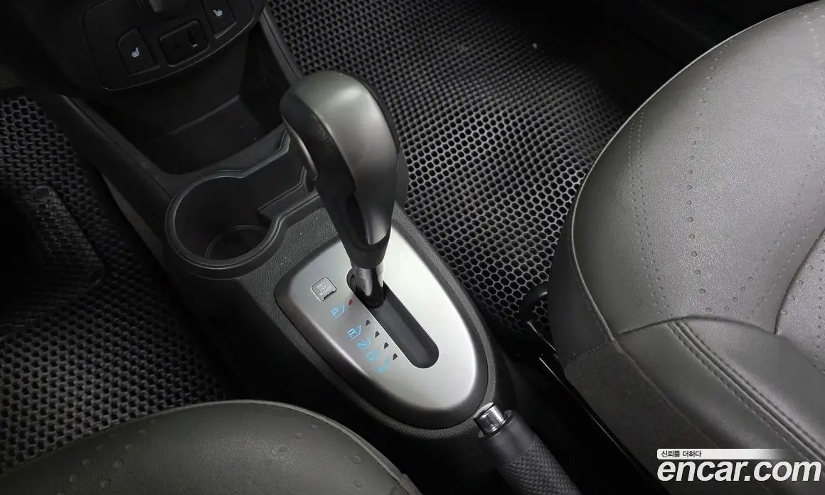 Chevrolet Spark 2014 1.0 автомат (гидро), фото 9