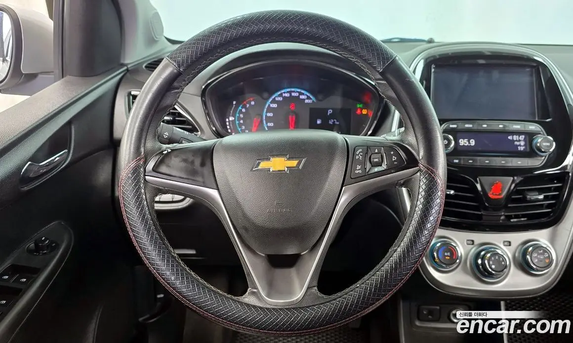 Chevrolet Spark 2015 1.0 автомат (гидро), фото 16