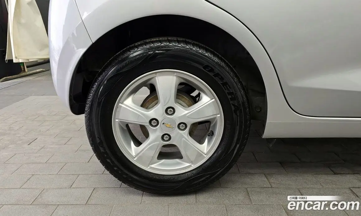 Chevrolet Spark 2015 1.0 автомат (гидро), фото 5