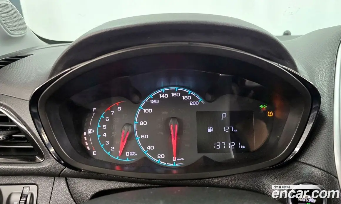 Chevrolet Spark 2015 1.0 автомат (гидро), фото 8