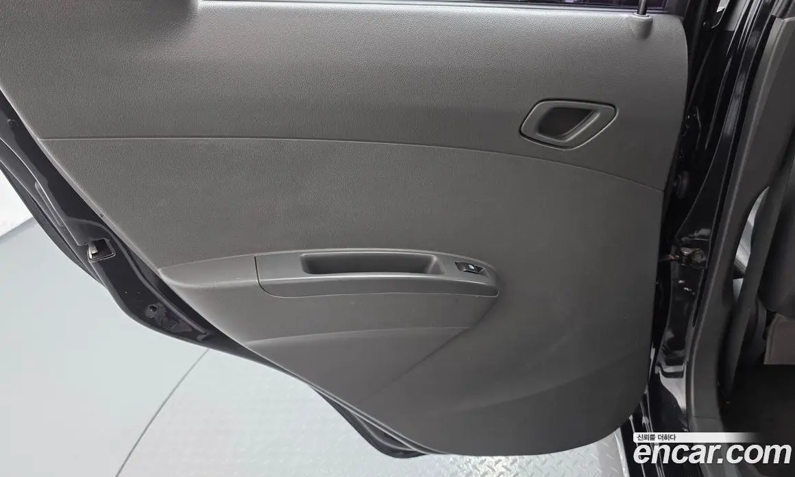 Chevrolet Spark 2015 1.0 автомат (гидро), фото 15