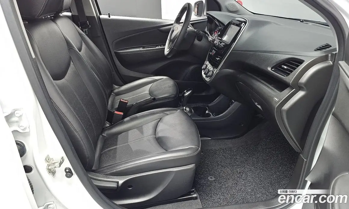 Chevrolet Spark 2016 1.0 автомат (гидро), фото 12