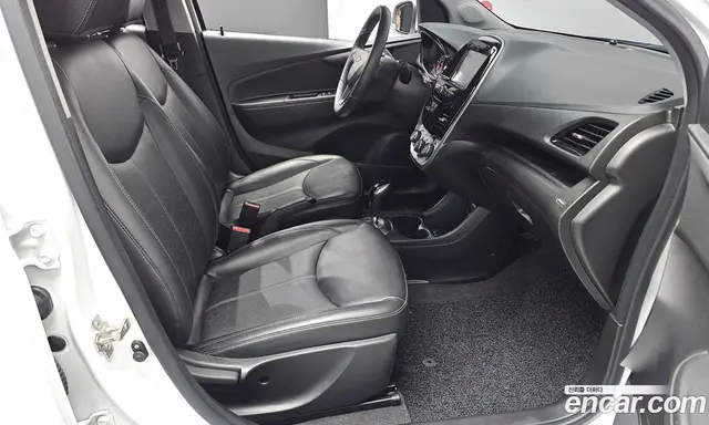 Chevrolet Spark 2016 1.0 автомат (гидро), миниатюра 12