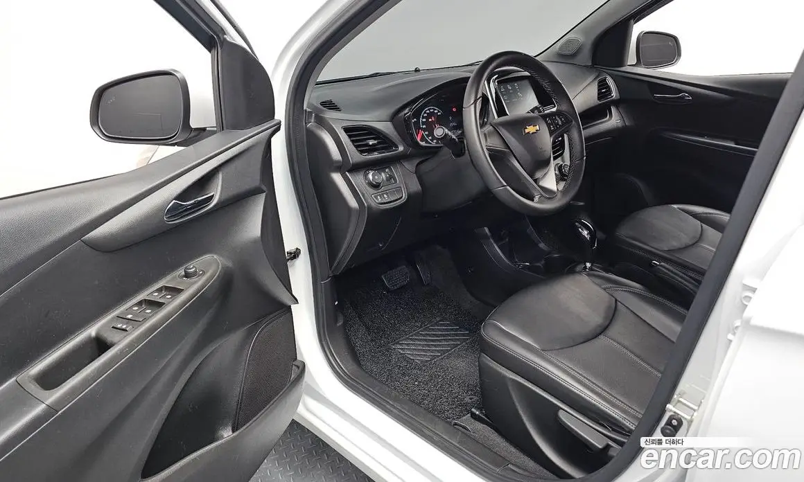 Chevrolet Spark 2016 1.0 автомат (гидро), фото 10