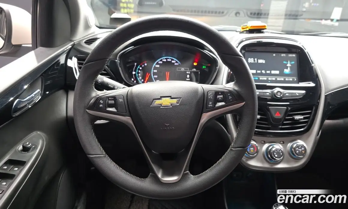 Chevrolet Spark 2016 1.0 автомат (гидро), фото 19