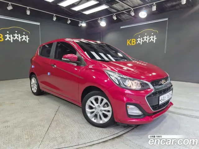 Chevrolet Spark 2018 1.0 автомат (гидро), миниатюра 1