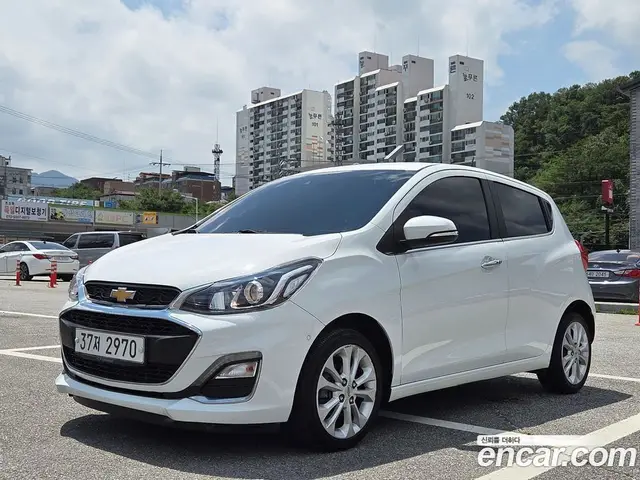 Chevrolet Spark 2019 1.0 автомат (гидро), миниатюра 2