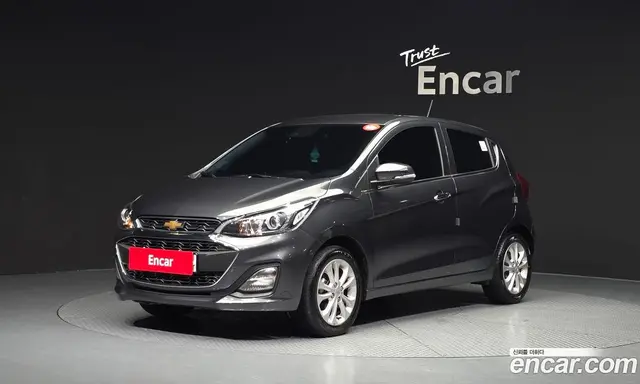 Chevrolet Spark 2022 1.0 автомат (гидро), миниатюра 1