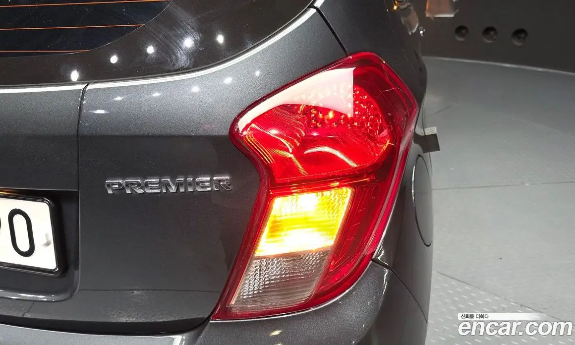 Chevrolet Spark 2022 1.0 автомат (гидро), фото 9