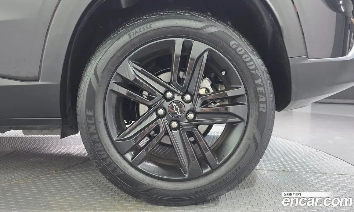 Chevrolet Trax 2023 1.2 автомат (гидро), фото 7