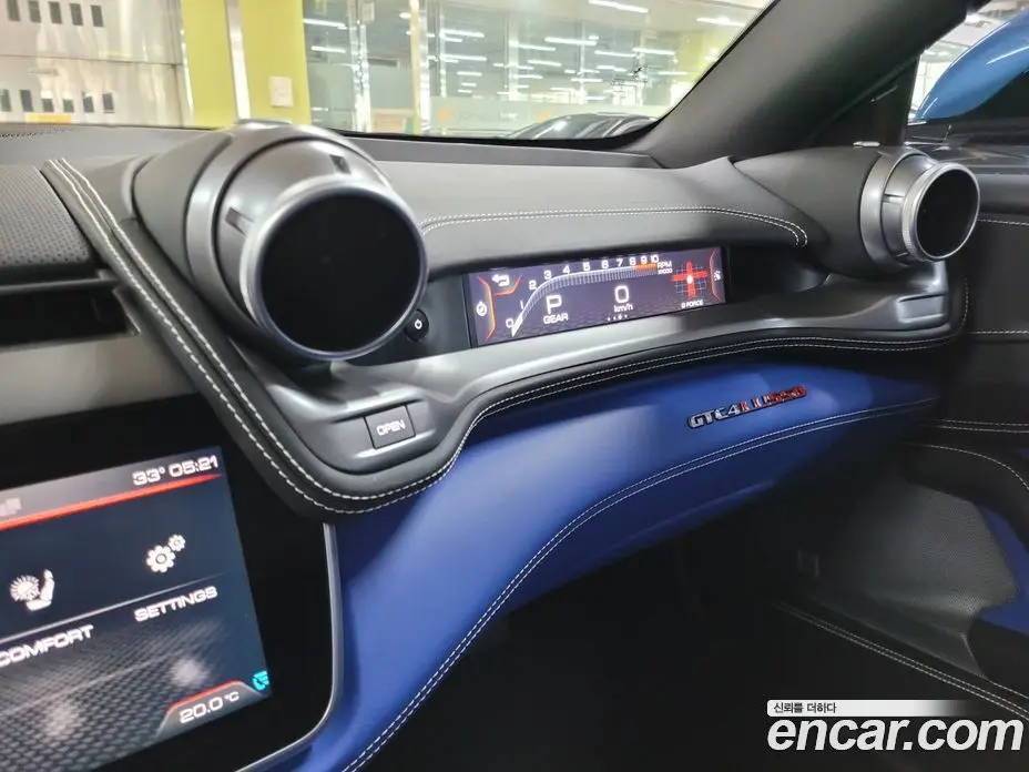 Ferrari GTC4 Lusso 2019 6.3 автомат (гидро), фото 16