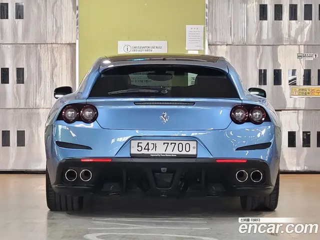 Ferrari GTC4 Lusso 2019 6.3 автомат (гидро), миниатюра 4