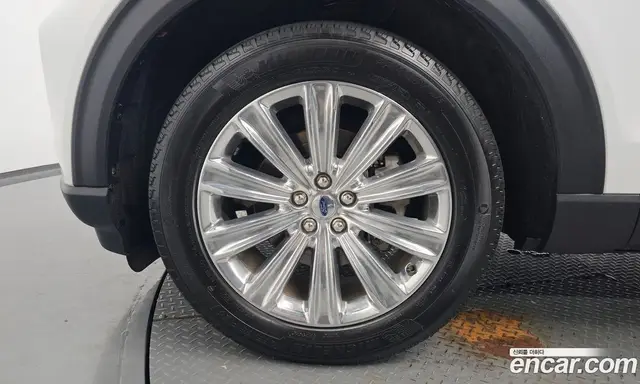 Ford Explorer 2020 2.3 автомат (гидро), миниатюра 4