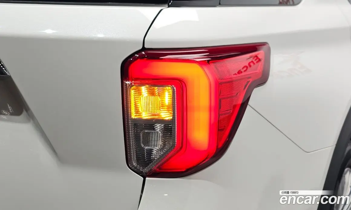 Ford Explorer 2020 2.3 автомат (гидро), фото 8