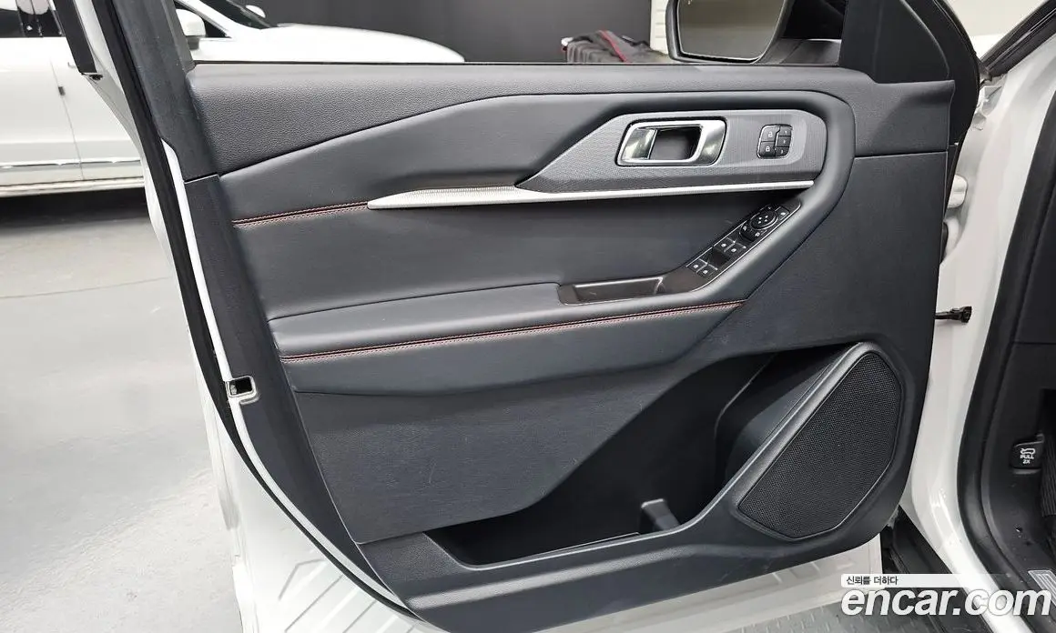 Ford Explorer 2025 2.3 автомат (гидро), фото 13