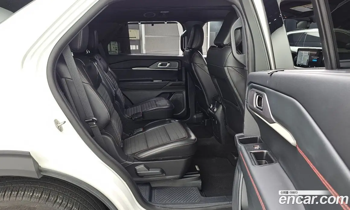 Ford Explorer 2025 2.3 автомат (гидро), фото 17
