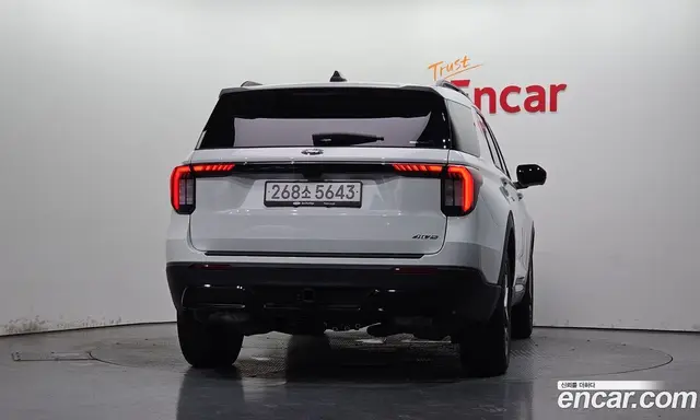 Ford Explorer 2025 2.3 автомат (гидро), миниатюра 3