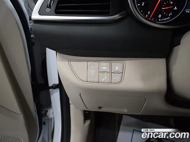 Genesis G70 2018 2.0 автомат (гидро), миниатюра 12