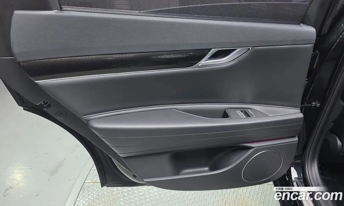 Genesis G80 2026 2.5 автомат (гидро), фото 14