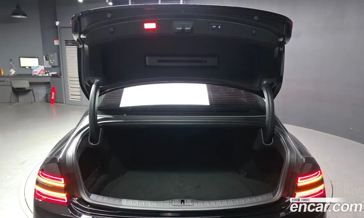 Genesis G80 2026 2.5 автомат (гидро), фото 25