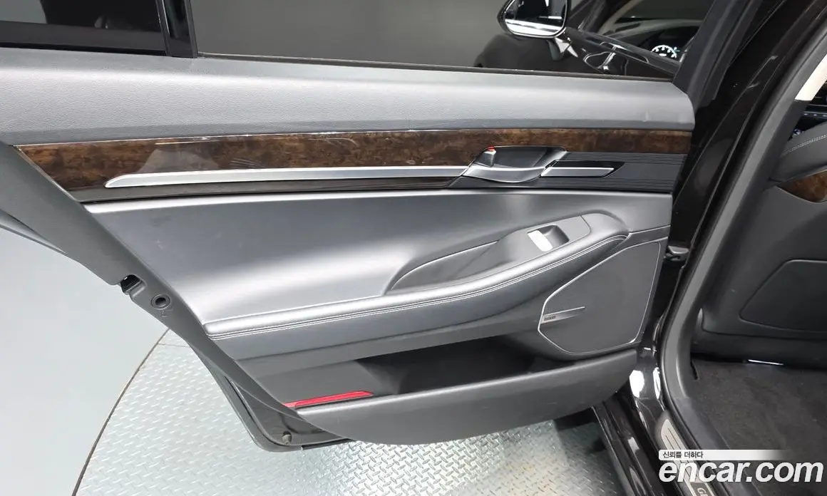 Genesis G90 2019 3.8 автомат (гидро), фото 15