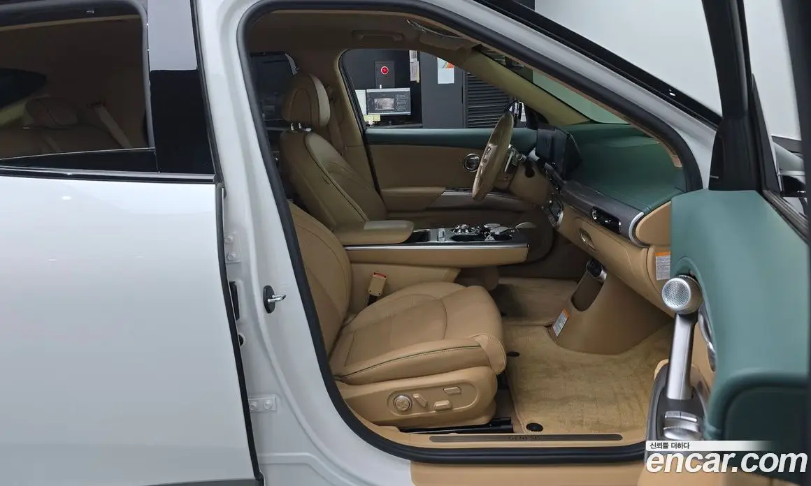 Genesis GV60 2023 0.1 автомат (гидро), фото 15